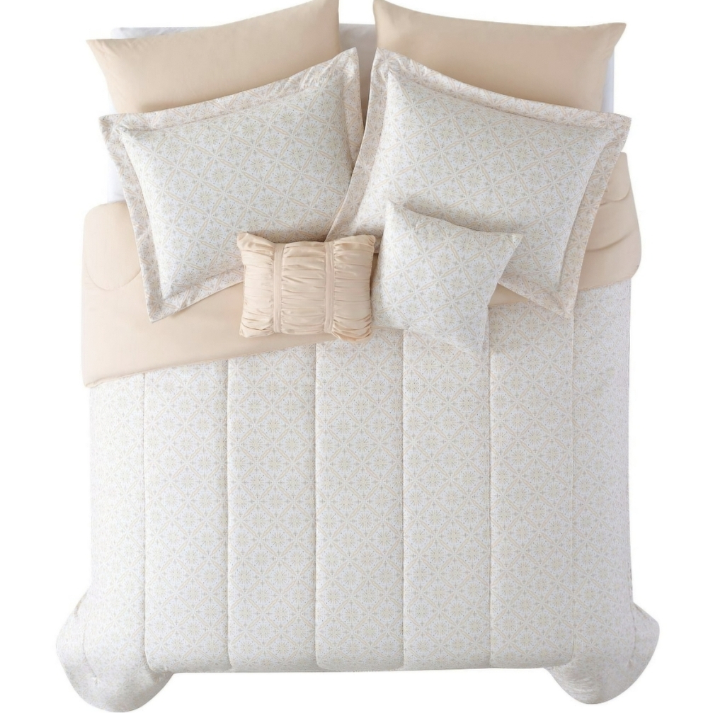 Mainstays 7-Piece Double/Queen Size Medallion Comforter Set. No Sheets Included